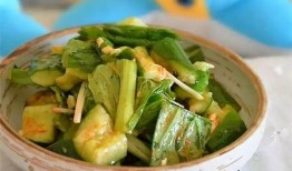 娱乐吃瓜酱姜还是老的辣,揭秘娱乐圈资深艺人如何驾驭潮流