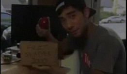 爆料阿飞尹正是谁啊视频,阿飞尹正的真实身份，视频爆料引发热议