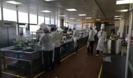 酒店后厨爆料怎么做的视频,独家爆料烹饪秘籍大公开