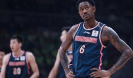 前锋的故事爆料大全最新,揭秘球场风云人物背后的故事