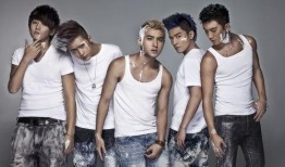 九人男团爆料事件视频播放,揭秘娱乐圈幕后真相